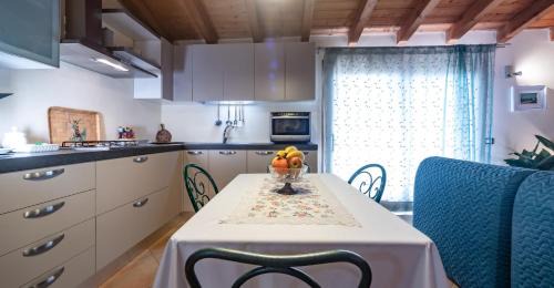 Capitana Apartment | Comfortable apartment in Capitana 50 sqm, sea view, garden