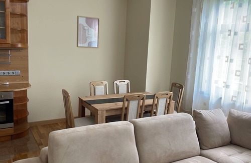 Meljine Apartment | Comfortable apartment with garden