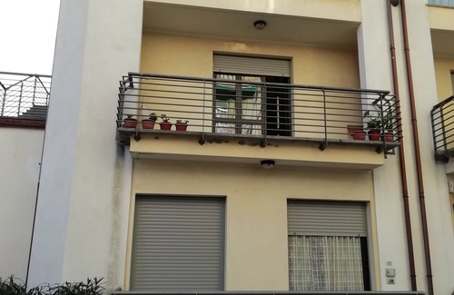 Rezza Apartment | Comfortable attic apt with parking space in Chiavari Italy