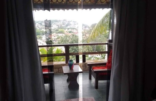 Alto de Buzios House | Comfortable house in secure condominium in Geriba