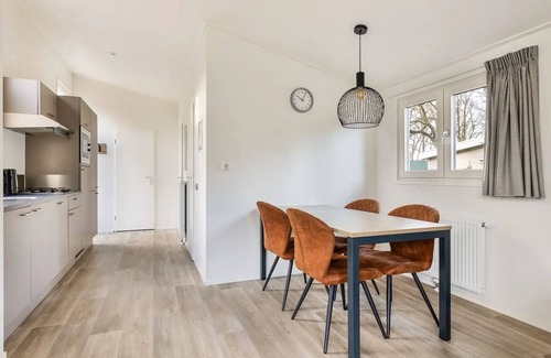 Hooghalen House | Comfortable chalet with modern amenities