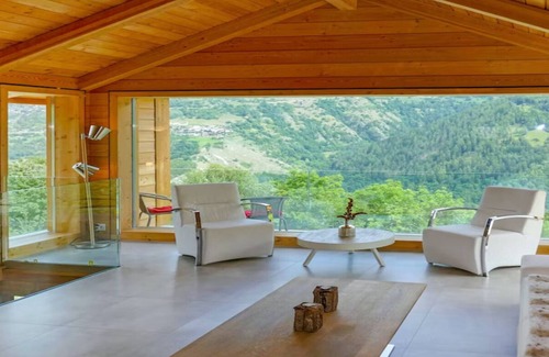 Nendaz Ski Chalet | Comfortable Chic Chalet Surrounded BY THE Beautiful Slopes OF Nendaz