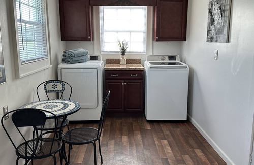 Burnt Chimney House | Comfortable Cottage in the Blue Ridge Mountains