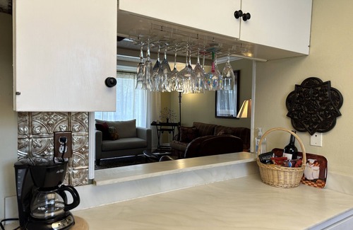 Daphne Condo | Comfortable Daphne Condo near Bay, Fairhope, and Mobile; Short Drive to Beaches