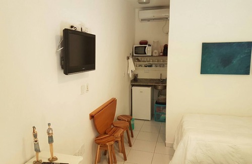 Enseada Hotel | Comfortable Delphin hotel suite Foot in the sand