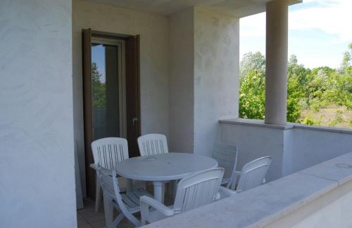 Bibione Apartment | Comfortable flat in a residence with swimming pool