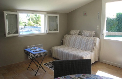 Forcalquier House | COMFORTABLE GITE SWIMMING POOL GARDEN