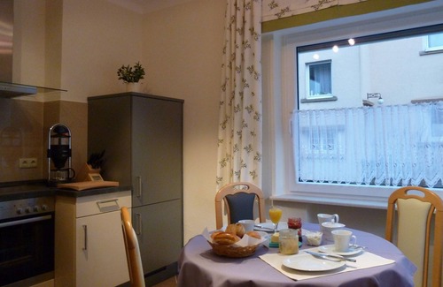 Cond Apartment | Comfortable, high quality furnished * DTV star apartment for 2 people