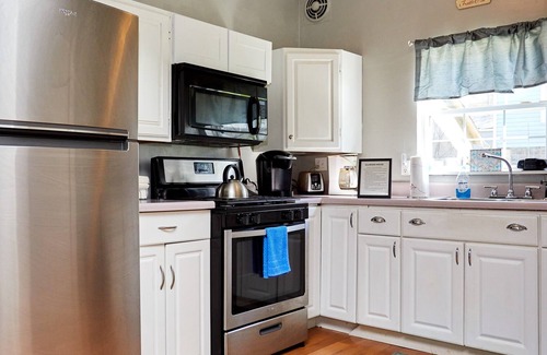 Ellwood City House | Comfortable home in Ellwood City PA