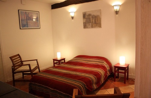 Morainvilliers Apartment | Comfortable Loft-Apartment 27 km from Paris