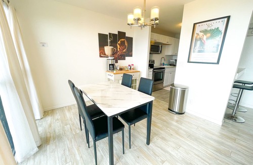Honalo Condo | Comfortable luxury fully remodeled modern space surrounded by green coffee farms