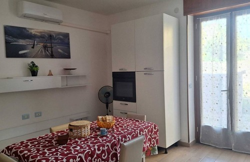Ploaghe House | Comfortable modern facility. Suitable for couples and families.