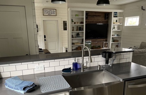 McKinleyville House | Comfortable new home 1 mile from beach w/hot tub & 40 Amp Juice Box EV Charger!