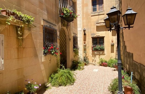 Xaghra Villa | Comfortable, Relaxing, Luxury, POOL, BBQ, TV, WiFi