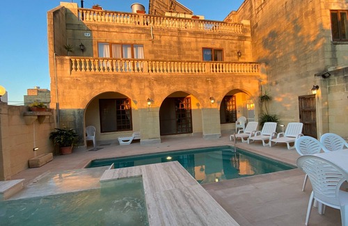 Xaghra Villa | Comfortable, Relaxing, Luxury, POOL, BBQ, TV, WiFi