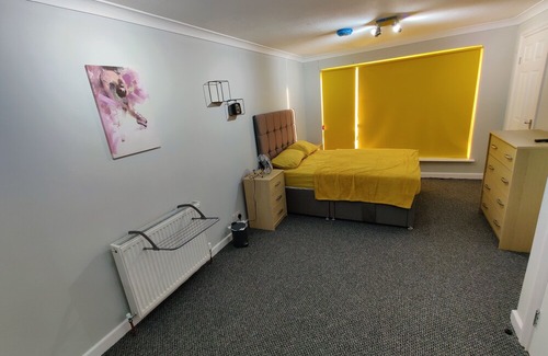 Ashford Apartment | Comfortable Studio/ Self-contained apartment in Ashford
