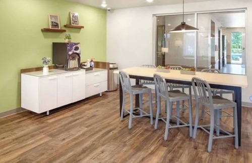 Florida Central Atlantic Coast Hotel | Comfortable Suite w/Full Kitchen – Perfect for Extended Stay