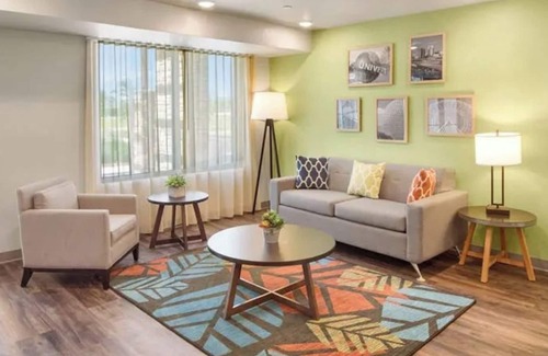 Florida Central Atlantic Coast Hotel | Comfortable Suite w/Full Kitchen – Perfect for Extended Stay