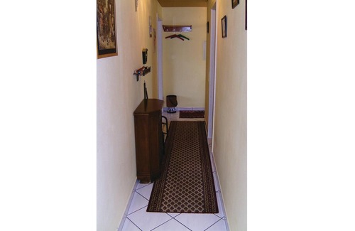 Niederburg Apartment | Comfortably furnished vacation apartment on the second floor on the outskirts of Niederburg, 50 mete