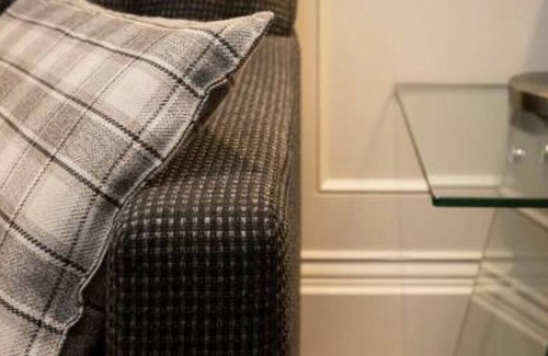 North Toronto House | Comfy 1BR Loft Coach House in Rosedale with parking