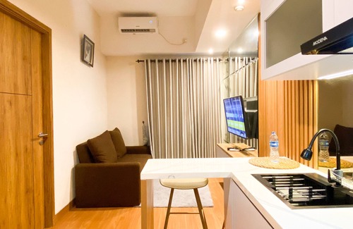 Duren Sawit Apartment | Comfy and Modern Look 1BR LRT City Jatibening Apartment