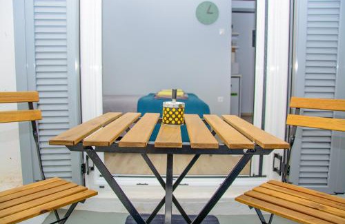 Koukaki Apartment | Comfy brand new apt near Acropolis museum