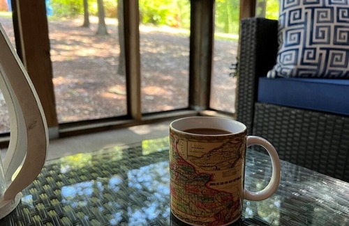 Branson West Cabin | Comfy Cabin w 4 Primary Suites > 4 min to SDC < Lake > Golf < Pools >