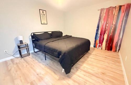 West Arlington Apartment | Comfy Unit with Board Games Near the Stadium
