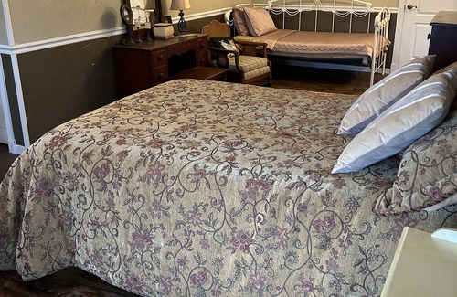 Lockhart Bed & Breakfast | Commanche Country Ranch … a True Texas Experience