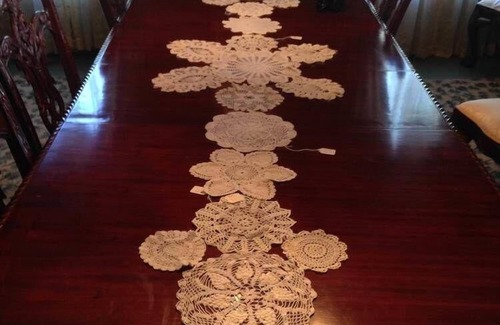 Bainbridge Bed & Breakfast | Commodore Bed & Breakfast / Red Room