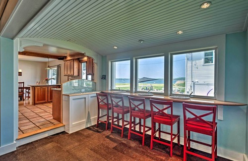 Portsmouth Cottage | Common Fence Point Cottage w/Ocean Views!
