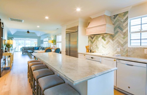 Isle of Palms House | Community Pool, 7 Minute Walk to Beach & Golf Views! Fully Renovated, Single Story Beach Bungalow!