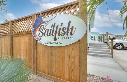 Port Aransas RV Rental | Community Pool, In Town, Dog Park, Fishing, Wifi, Laundry Room, Walking Paths