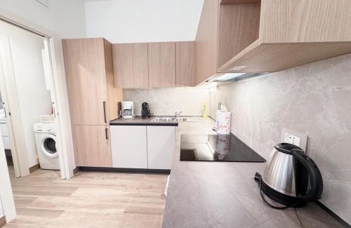 Como Apartment | Como Borghi Two-room apartment near old town with AC