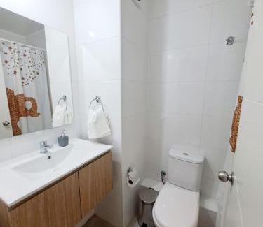 Concepcion Apartment | Comodo Dpto. 4to piso - 2P/2B Excelente Conectividad/Buen Sector - Brisas Del Sol