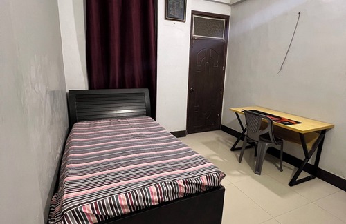 D.H.A. Bed & Breakfast | Compact, Clean, Affordable