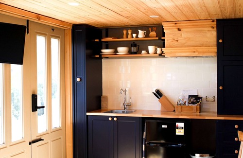 Forthside Cabin | Compass Hut