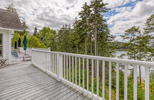Seal Cove House | Compass Rose