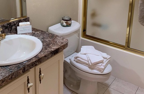 Lady Lake Villa | Comphy Home with complimentary use of golf cart