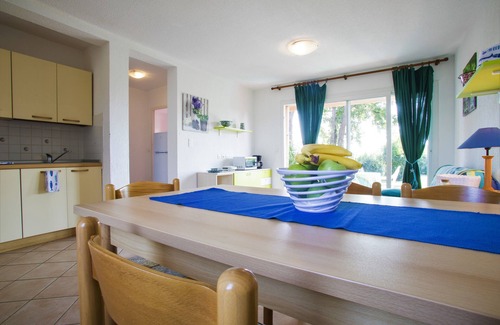 Ghisonaccia Apartment | Compl. Res. Sea race - Two rooms/4 persons - Deux pièces/4 personnes