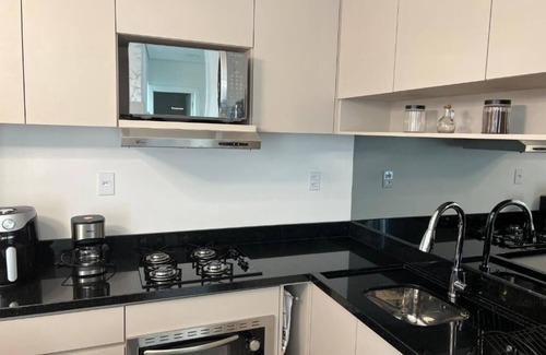 Centro Apartment | Complete Apartment 900m from Oktoberfest with Rooftop Pool, Gym and Wi-Fi
