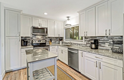 Lawton Woods House | Completely remodeled! Quiet villa with close proximity to Sea Pines amenities