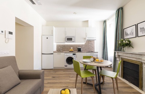 Recoletos Apartment | Completely renovated close to Retiro Park