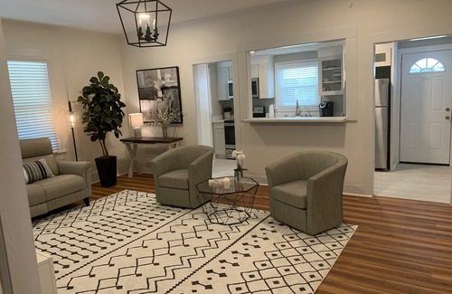 Martinez Cottage | Completely renovated Farm Cottage with 2 Queen B/Rs & 1 full bath