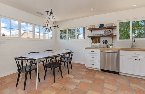 Los Alamos House | Completely Renovated Old Time Los Alamos Home- with recreation Barn!