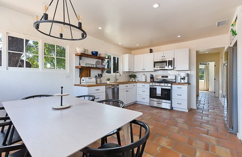 Los Alamos House | Completely Renovated Old Time Los Alamos Home- with recreation Barn!