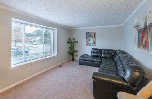 Worthington House | Complimentary use of coffee drip pot, perfect for family gatherings!