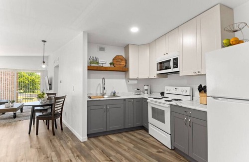 Orange Prairie Apartment | Concord C8 · Slice of the Good Life: Concord C8