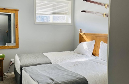 East Kootenay Resort | Condo 2 Bedroom 2 Bathroom-NO PETS