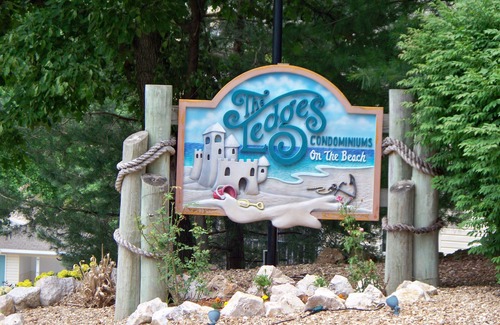 Osage Beach Condo | Condo at The Ledges! 2BR+Large Loft/2.5 BA Condo-2 Pools & Beach